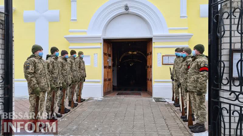 В Килии простились с погибшим на Востоке Украины защитником Владиславом Лященко
