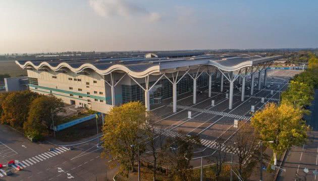 Одесский аэропорт сократил пассажиропоток за год на 58%