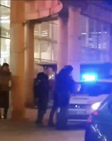 В центре Черноморска парень открыл стрельбу (видео)