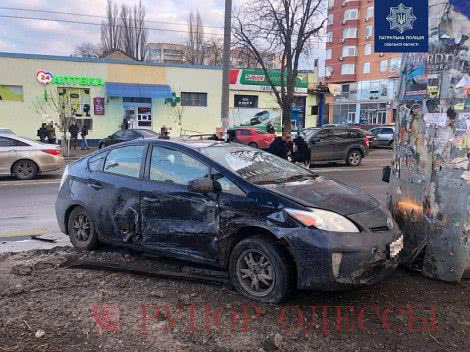В Одессе утром произошло два ДТП по вине нетрезвых водителей — есть пострадавшие дети