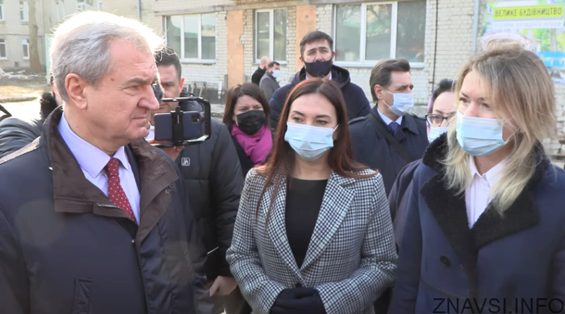 Визит губернатора в Черноморск: Гуляева вернули к суровой реальности