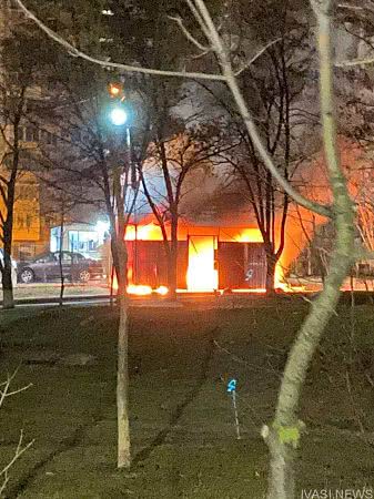 Ночью в Одессе произошла серия пожаров (видео)