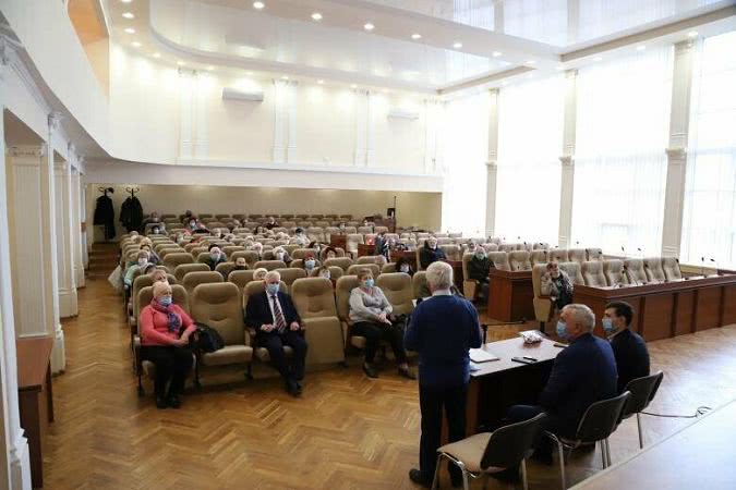 Экс-мэр Черноморска может стать Почётным гражданином города