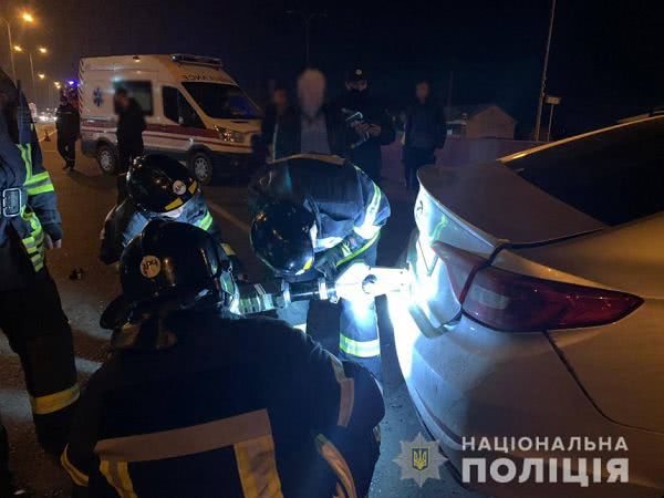 В ДТП с полицейским авто под Одессой погиб человек