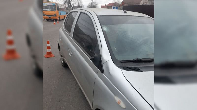 На Чубаевке автомобиль сбил пешехода на переходе (фото)