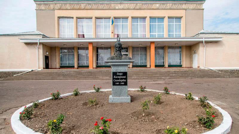 Из облбюджета выделят средства на ремонт Дома культуры в селе Каракурт Болградского района