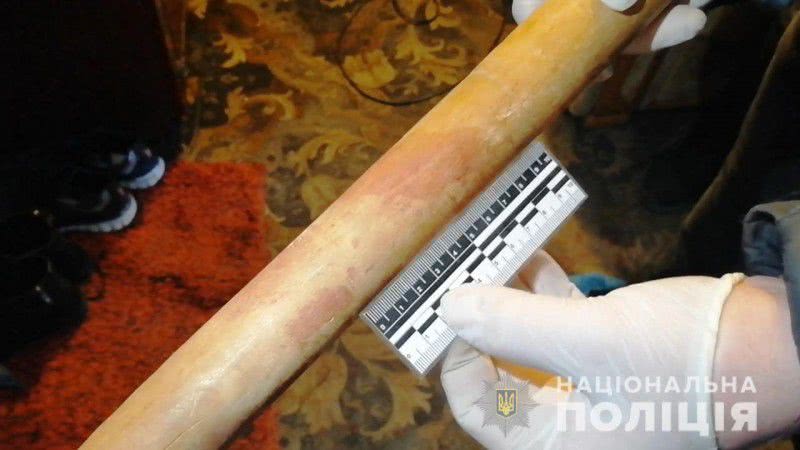 В Черноморске мужчина до смерти избил жену. Появилось видео
