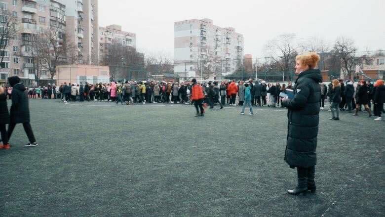 Противопожарная тренировка: в Черноморске эвакуировали ООШ № 6 (видео)