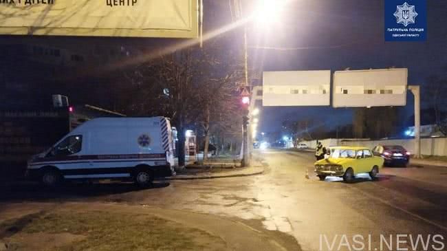 На Люстдорфской дороге пьяный водитель врезался в скорую