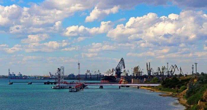 Правительство утвердило границы морского порта Пивденный