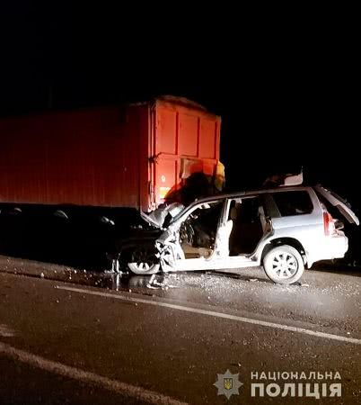 На трассе под Одессой в аварии погиб полицейский (фото)