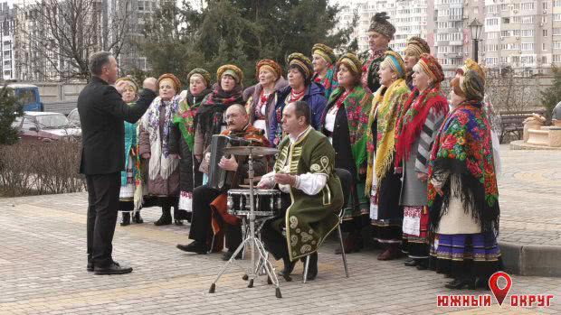 В Южном отметили 207-ю годовщину со дня рождения Кобзаря (фото)