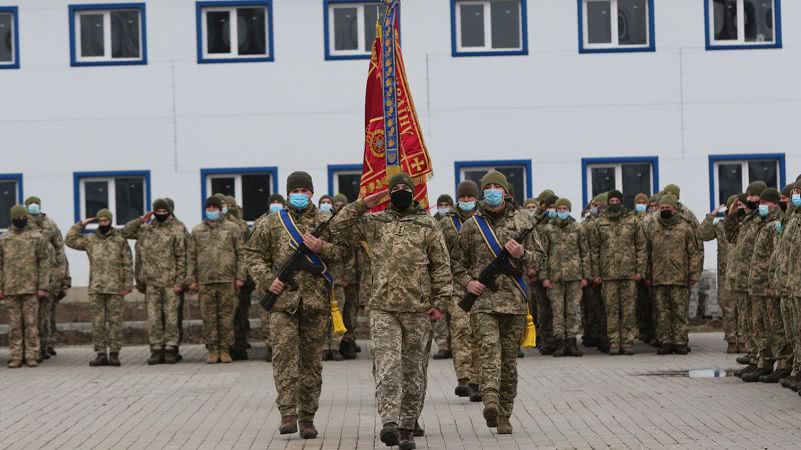 На военной базе в Одесской области встретили морпехов, вернувшихся из зоны ООС (фото)