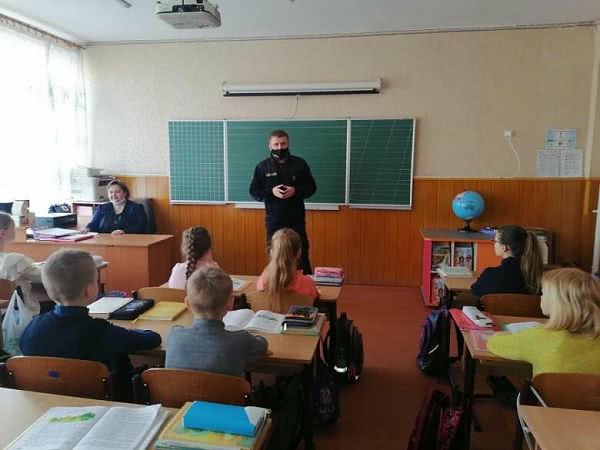 В школах Черноморска проводят лекции по противопожарной безопасности