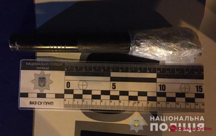 По Черноморску разгуливал вооруженный 16-летний подросток