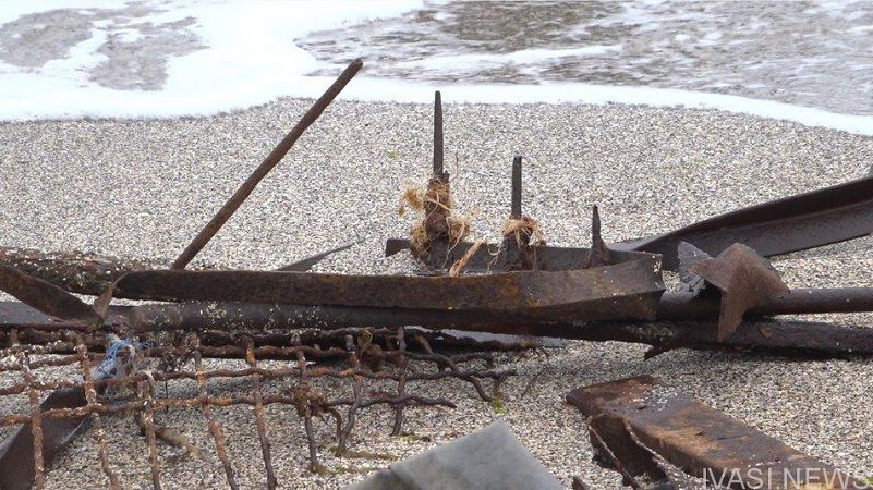 В Одессе на месте, где затонул танкер Delfi, нашли опасные предметы