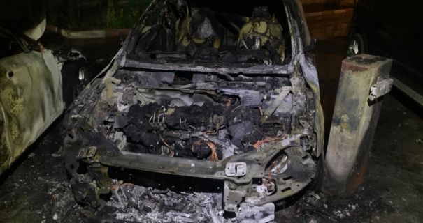 В Одесі невідомі спалили авто експрокурора і ще дві машини