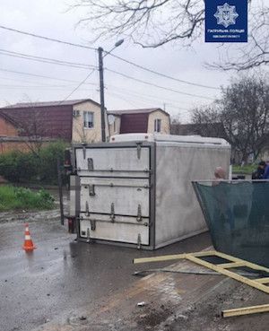 В Одессе пьяный водитель грузовика спровоцировал ДТП
