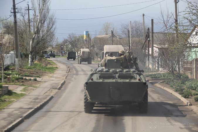 Отбивались от наступления врага: в Одесской области прошли масштабные военные учения, фото