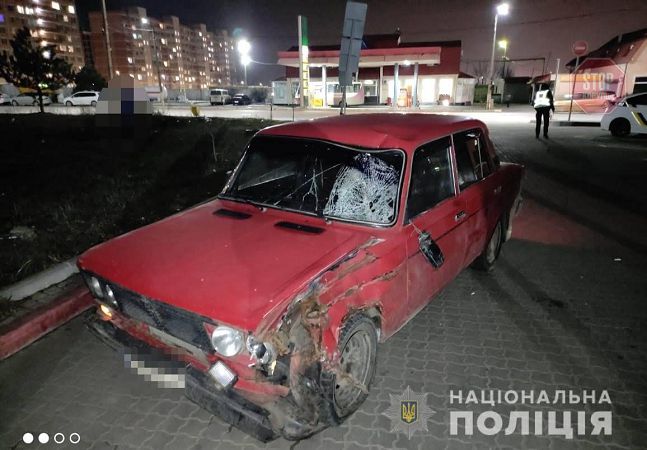 На Одещині легковик збив мотоцикліста на смерть та намагався втекти з місця ДТП (фото)