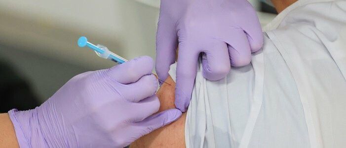 В Черноморске стартует вакцинация людей старше 65 лет