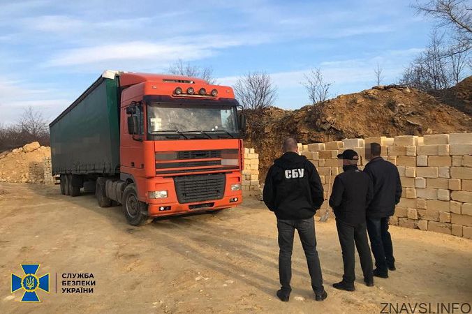 СБУ накрыла нелегальный карьер по добыче ракушечника в Одесской области