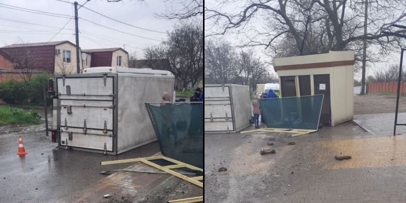 В Одессе очень пьяный водитель грузовика устроил курьезную аварию с переворотом (фото)