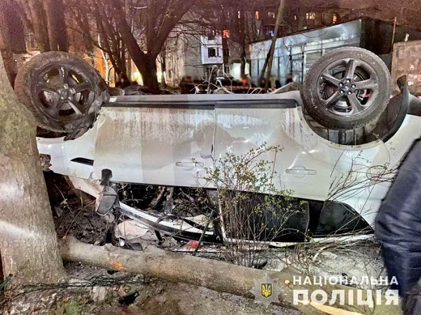 На Таирова ночью произошло смертельное ДТП