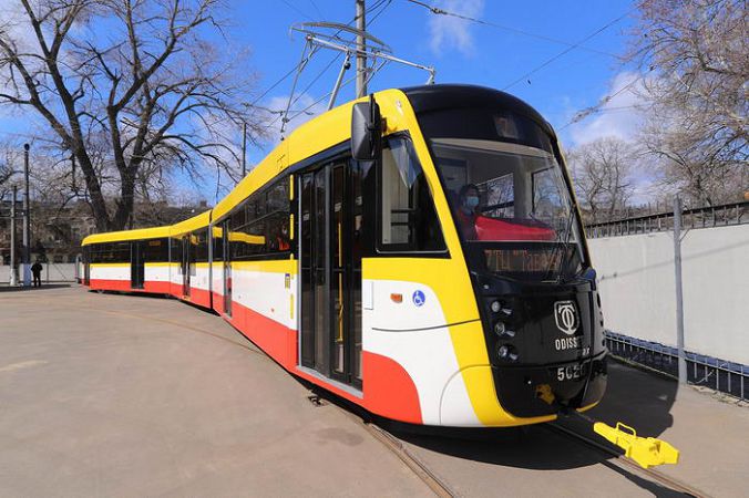 В Одессе выпустили третий трамвай Odissey max