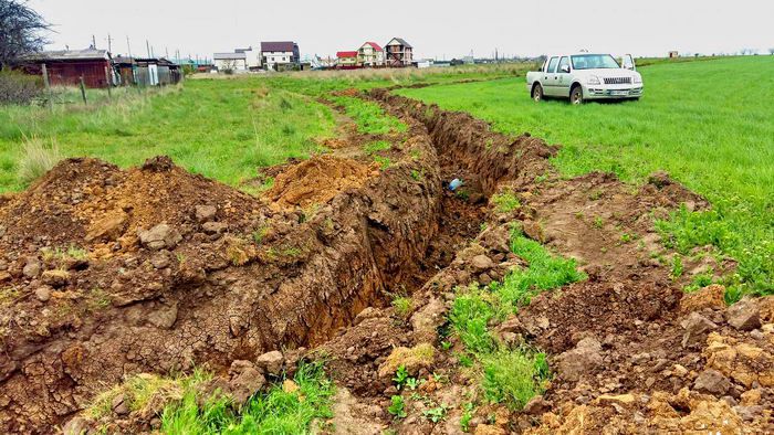 Вокруг курорта в Одесской области выкопали глубокий ров