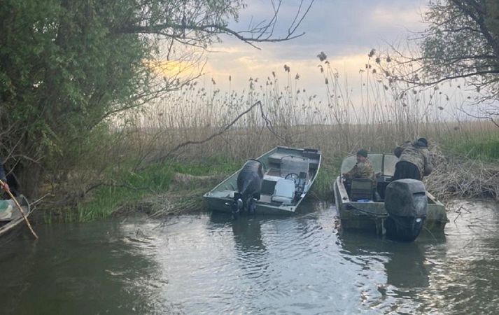 В Одесской области при патрулировании границы перевернулась лодка с пограничниками