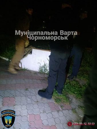 В Черноморске поймали мужчину с макетом взрывчатки (фото)