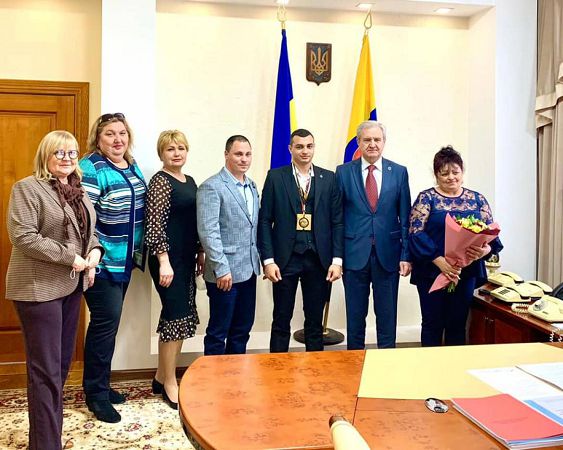 Кто поздравил чемпиона по боксу из Белгород-Днестровского района