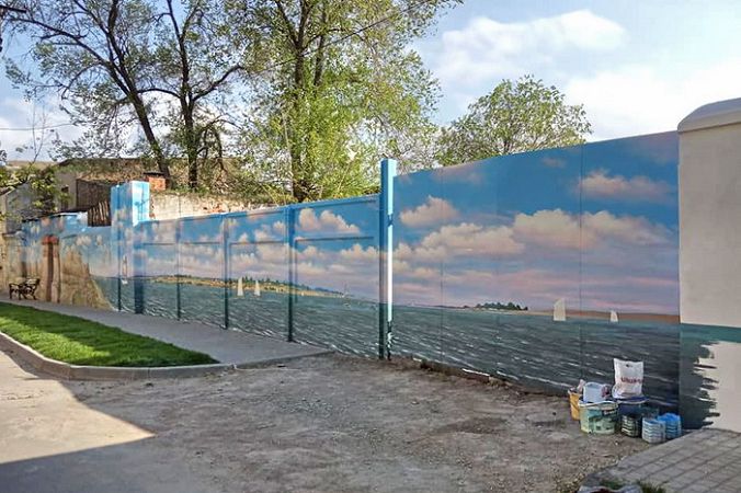 Гигантский мурал создают в Белгород-Днестровском (фото)