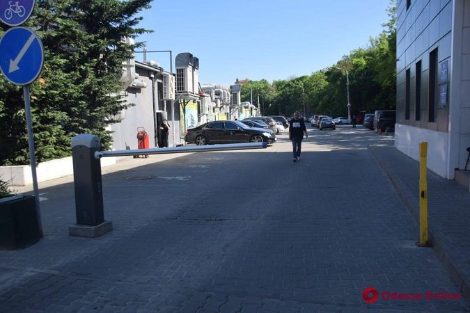 Пляжные парковки: во сколько одесситам обходится проехать к морю на авто (фото)