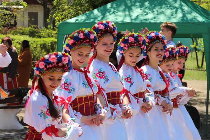 Торжественное шествие и праздничный концерт: в Белгороде-Днестровском отметили День Победы