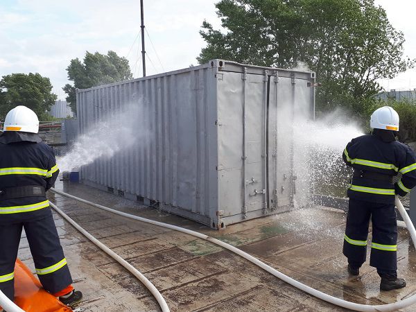 Возгорание контейнера и разлив топлива в Дунай: в порту Рени провели учения