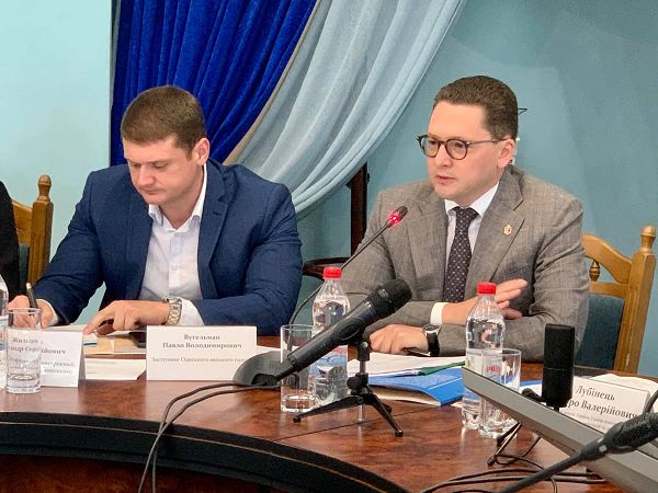 В Одессе обсудили создание нового Закона о нацменьшинствах (фоторепортаж)