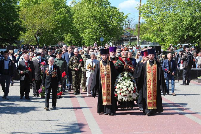 Торжественное шествие и праздничный концерт: в Белгороде-Днестровском отметили День Победы