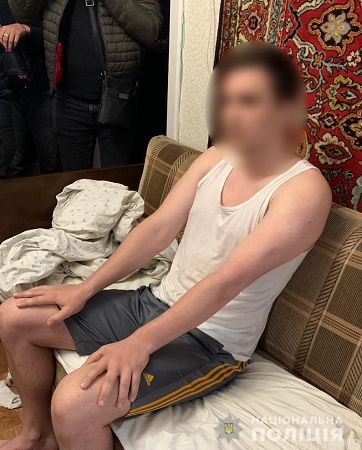 В Одессе 14-летняя девочка познакомилась в соцсетях с педофилом