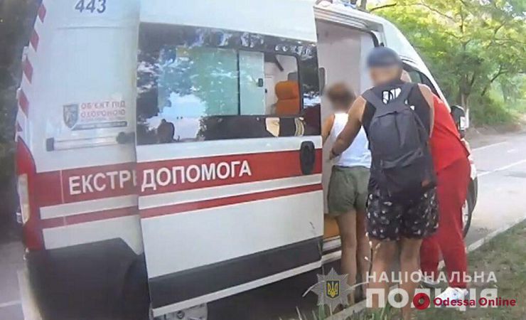 На Трассе здоровья велопатрульные оказали помощь девушке, которая упала с электросамоката