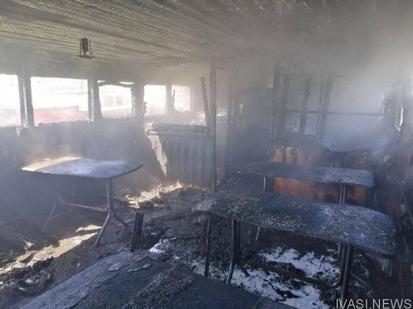 Одесские спасатели ликвидировали пожар на прогулочном катере