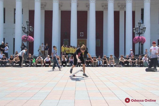 В Одессе отметили Международный день скейтбординга (фоторепортаж)