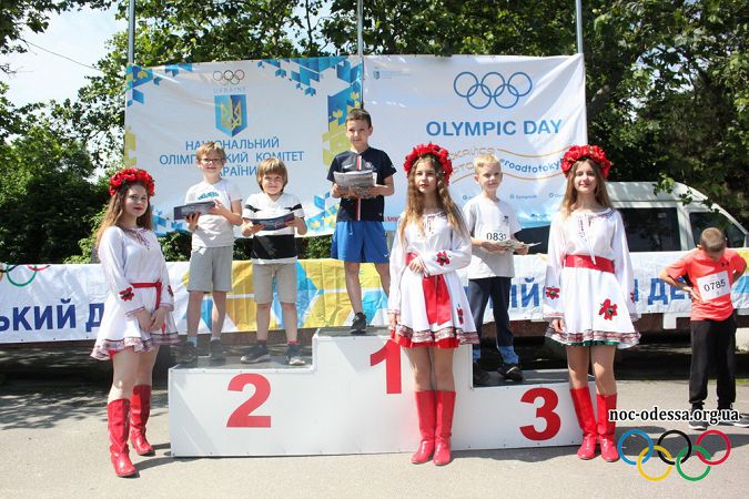 Более 500-т человек приняли участие в главном спортивном празднике в Одесской области