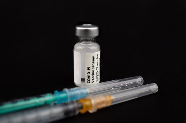Медики одесского глазного госпиталя отказываются вакцинироваться от COVID-19 — СМИ
