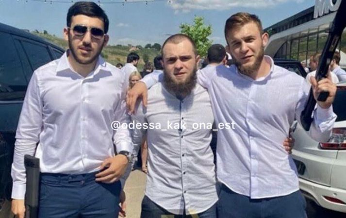 Стрелка на чеченской свадьбе выпустили под залог