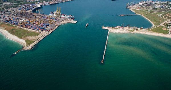 Порт «Черноморск» за полгода сократил перевалку грузов на 13%