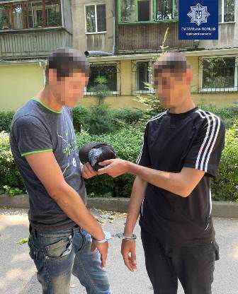 В Одессе избили и ограбили мужчину