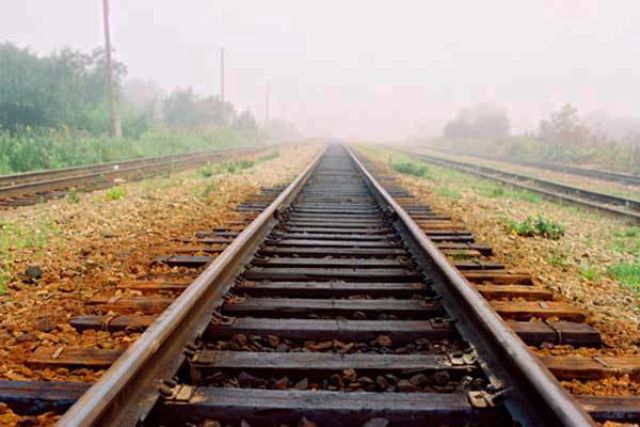 Очередное самоубийство: в Одесской области женщина бросилась под поезд