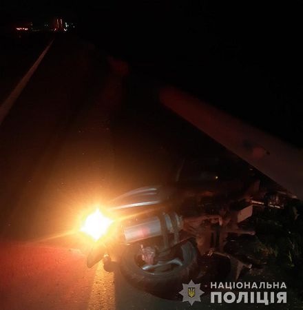 На обочине трассы «Одесса-Киев» нашли мертвого мопедиста